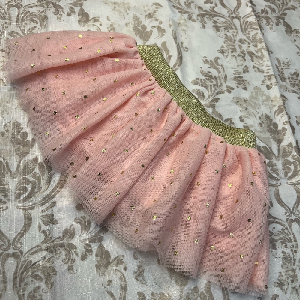“Cat & Jack”Sweet~Pink Tulle~Soft Attached Shorts~Tiny Gold Hearts~Tutu